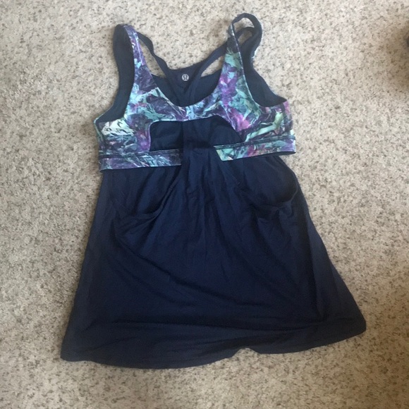 Lululemon tank with built in bra - Picture 2 of 4